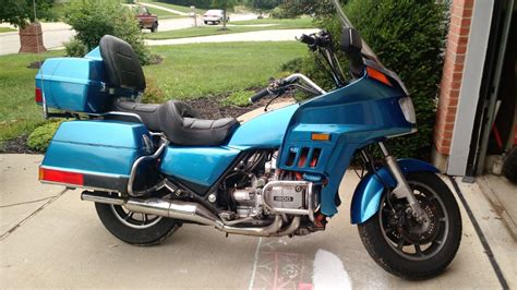 I smell antifreeze when I first start up my 2005 Goldwing. . Goldwing technical forum